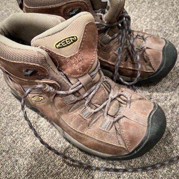 Keen Hiking Boots - Size 7 - Picture 3 of 4